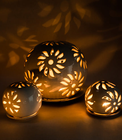 Windlichter Kugeln Blume Weiß