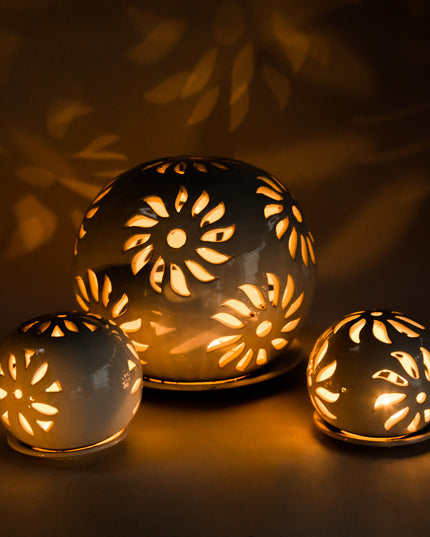 Windlichter Kugeln Blume Weiß