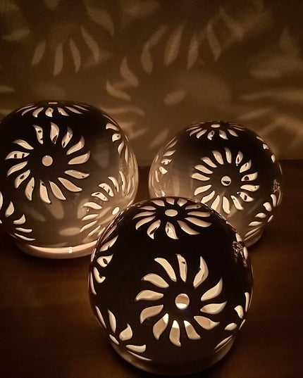 Windlichter Kugeln Blume Weiß