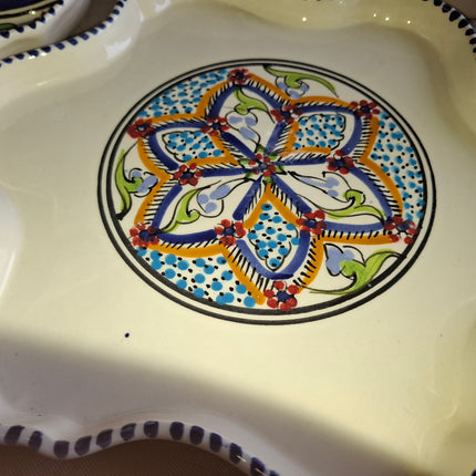 Tapas-Schale „Blume“ – handgefertigt - Aleya Keramik